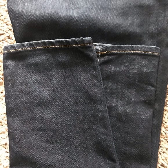 William Rast sz 26/27 ultra skinny dark wash - Picture 5 of 5